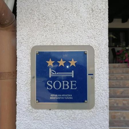 مبيت وإفطار فيروفيتيكا Sulentic Sobe I Restoran المظهر الخارجي الصورة