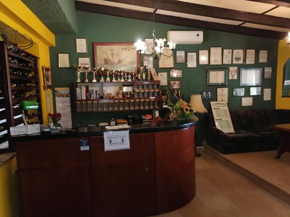 مبيت وإفطار فيروفيتيكا Sulentic Sobe I Restoran المظهر الخارجي الصورة