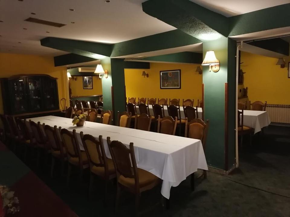 مبيت وإفطار فيروفيتيكا Sulentic Sobe I Restoran المظهر الخارجي الصورة