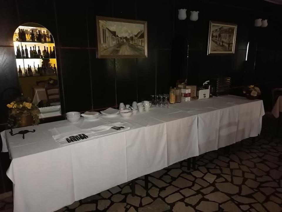 مبيت وإفطار فيروفيتيكا Sulentic Sobe I Restoran المظهر الخارجي الصورة